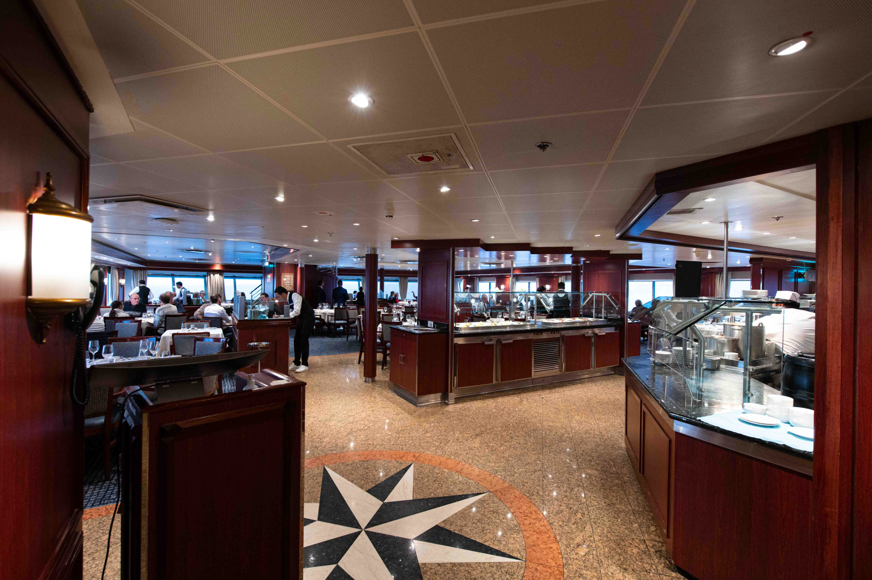 Grand Restaurant, Exploris One