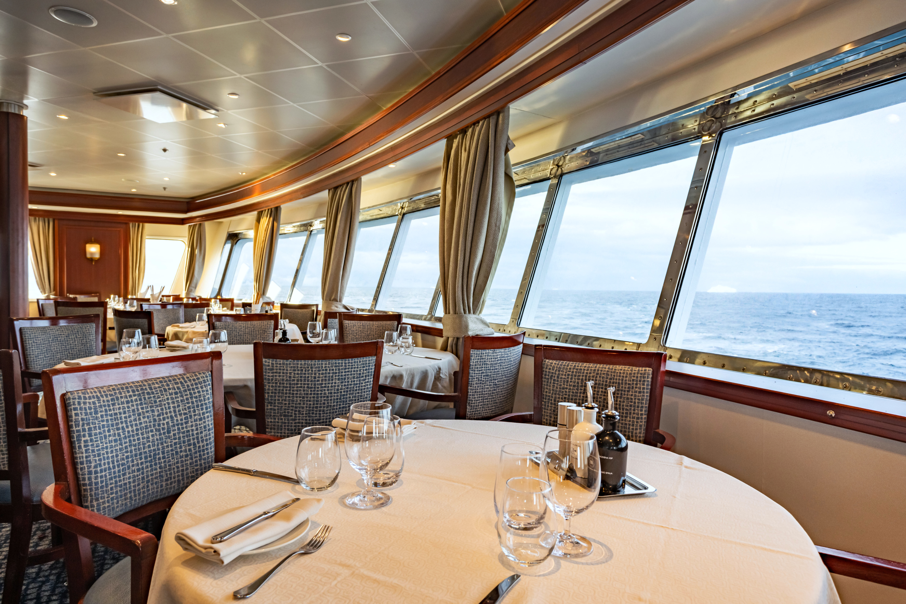 Grand restaurant, Exploris One