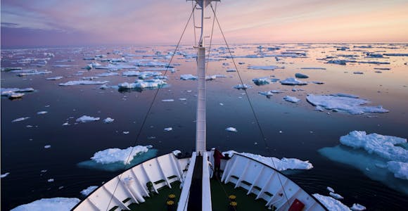 Arctic Cruise Ships