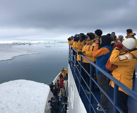 Ocean Adventurer - Arctic Ship