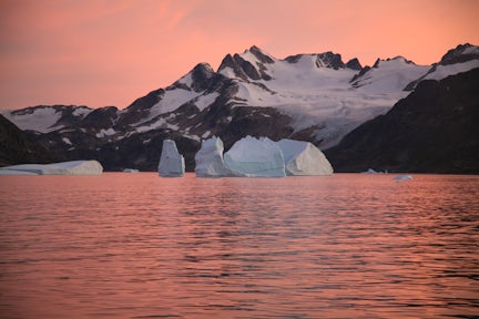Greenland Cruises
