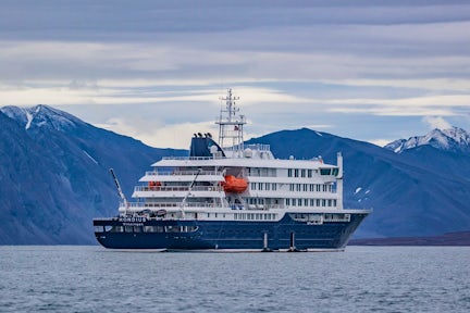 OCE_4_OCE_PIPPA-LOW_HONDIUS-SHIP3.1