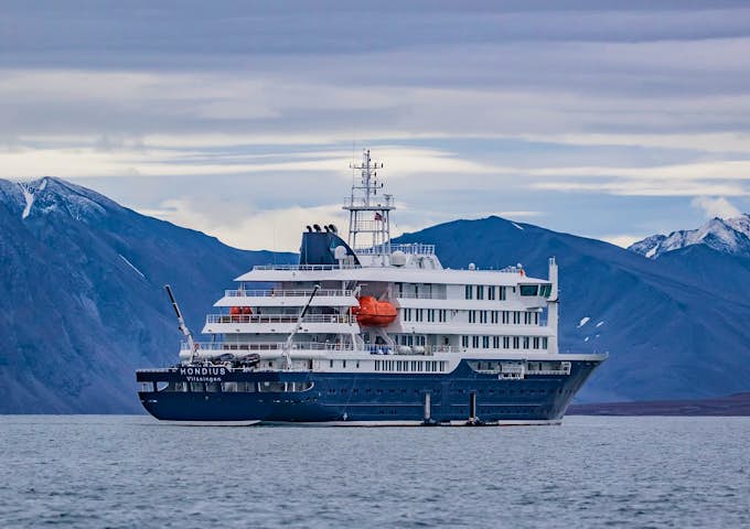 OCE_4_OCE_PIPPA-LOW_HONDIUS-SHIP3.1