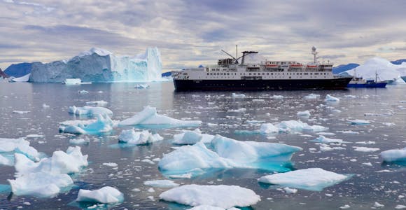 Ship-Ocean-Endeavour