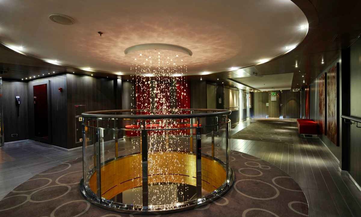 Luxury Arctic Cruises