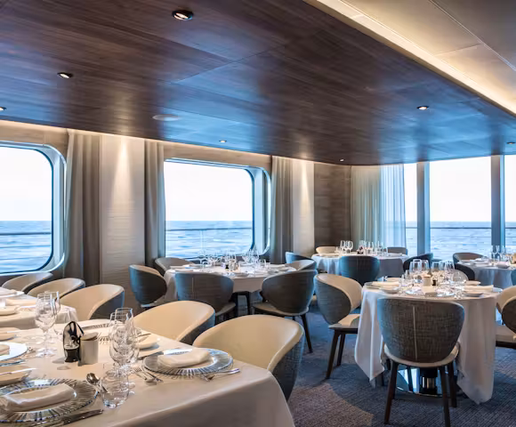 Restaurant on board Le Commandant Charcot