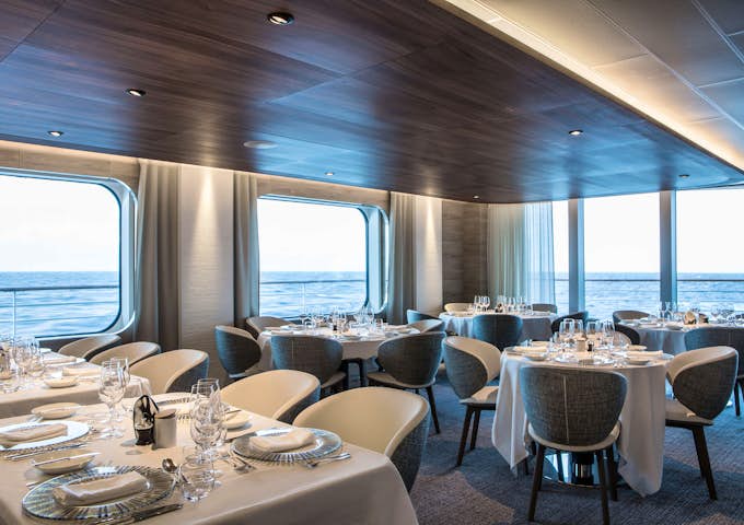 Restaurant on board Le Commandant Charcot