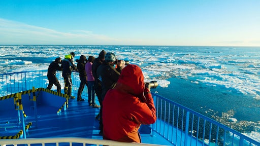 PQU_3_PQU_RTD_QUEST_PAX_ONDECK