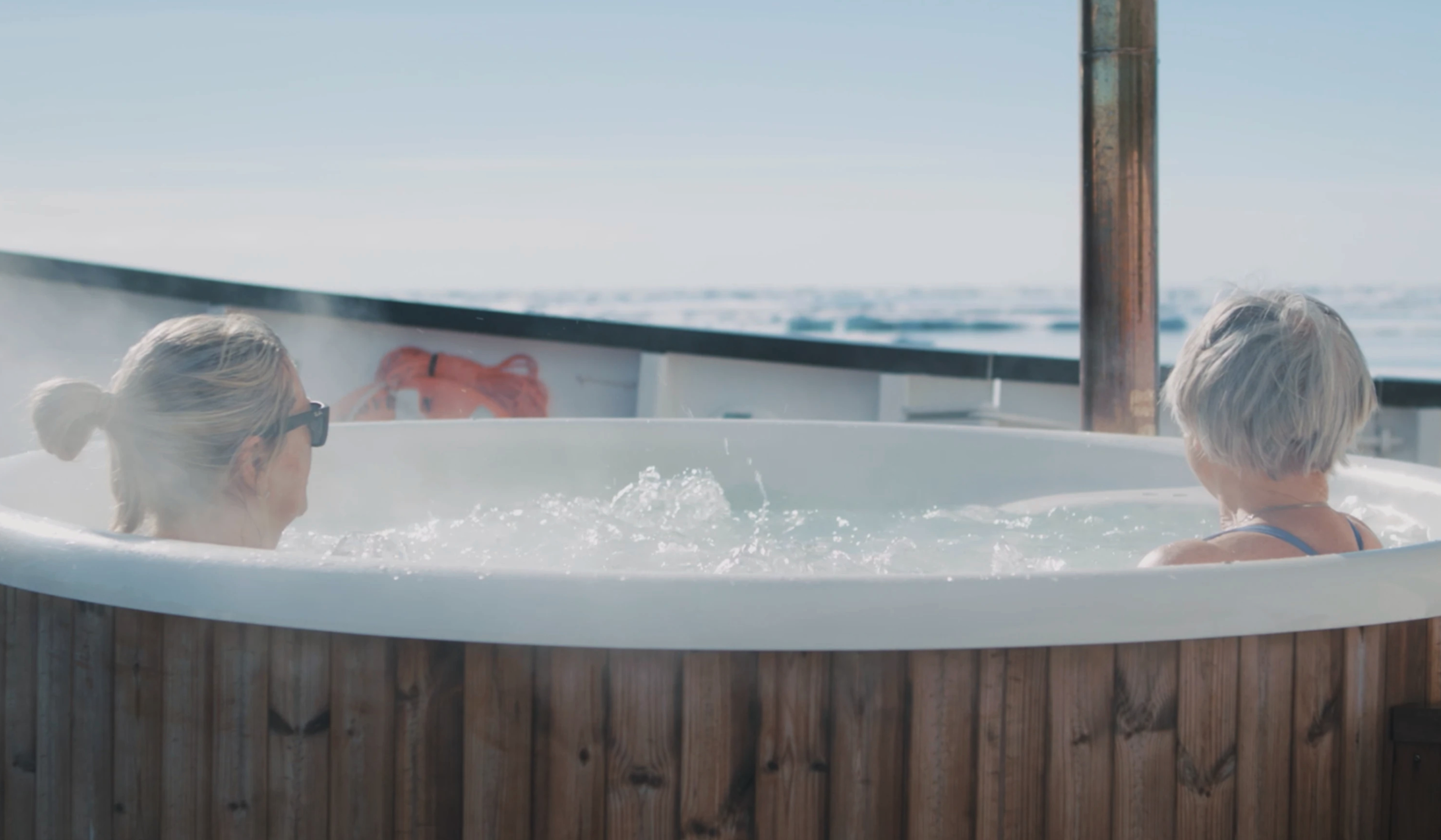 M/S Sjøveien hot tub on deck