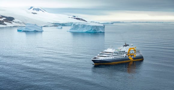Ultramarine, Arctic vessel