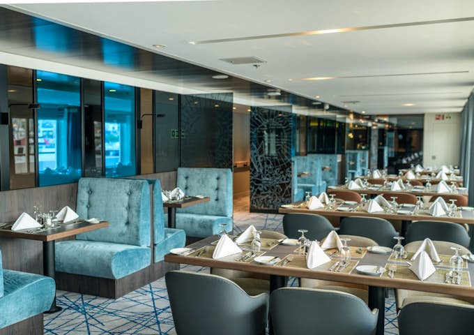 Ultramarine, Arctic vessel