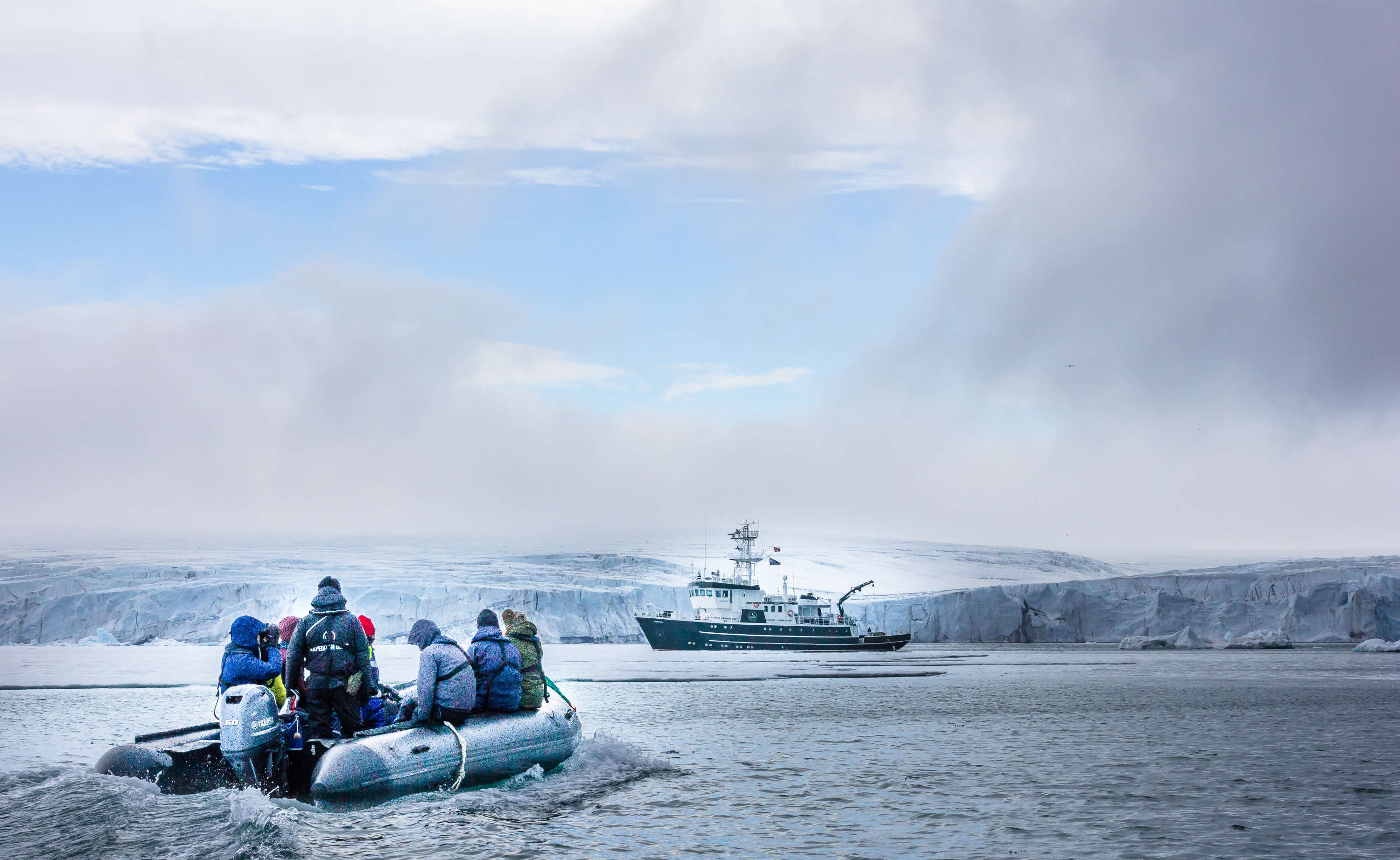 Zodiac expedition from RV Kinfish