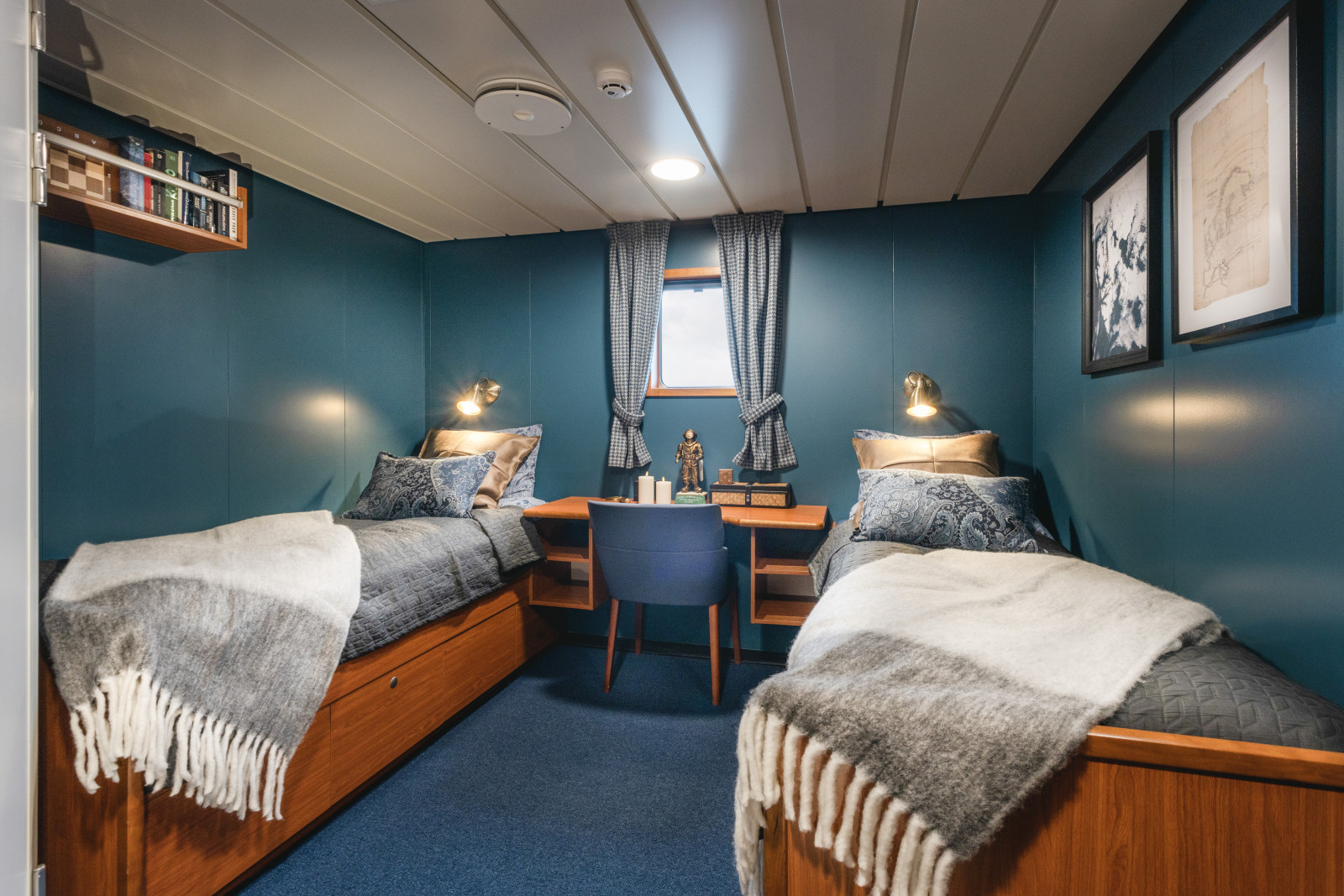 Twin Cabin, MV Freya