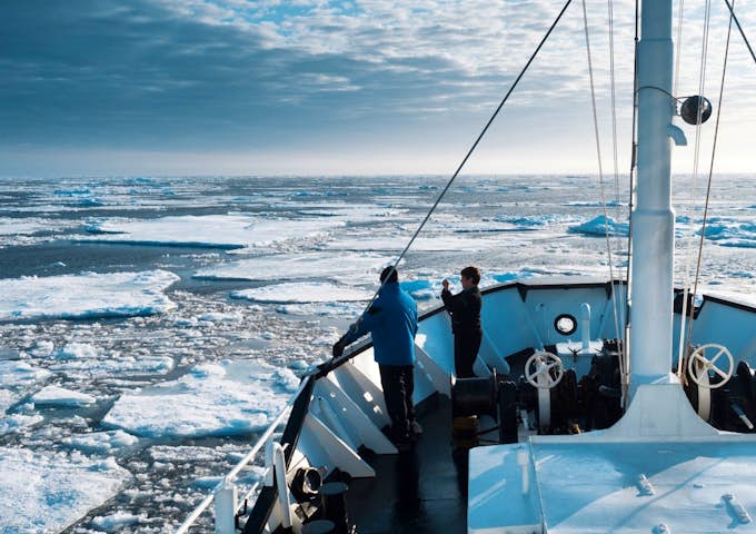 SJOV_4_SJOV_RTD_SHIPBOW