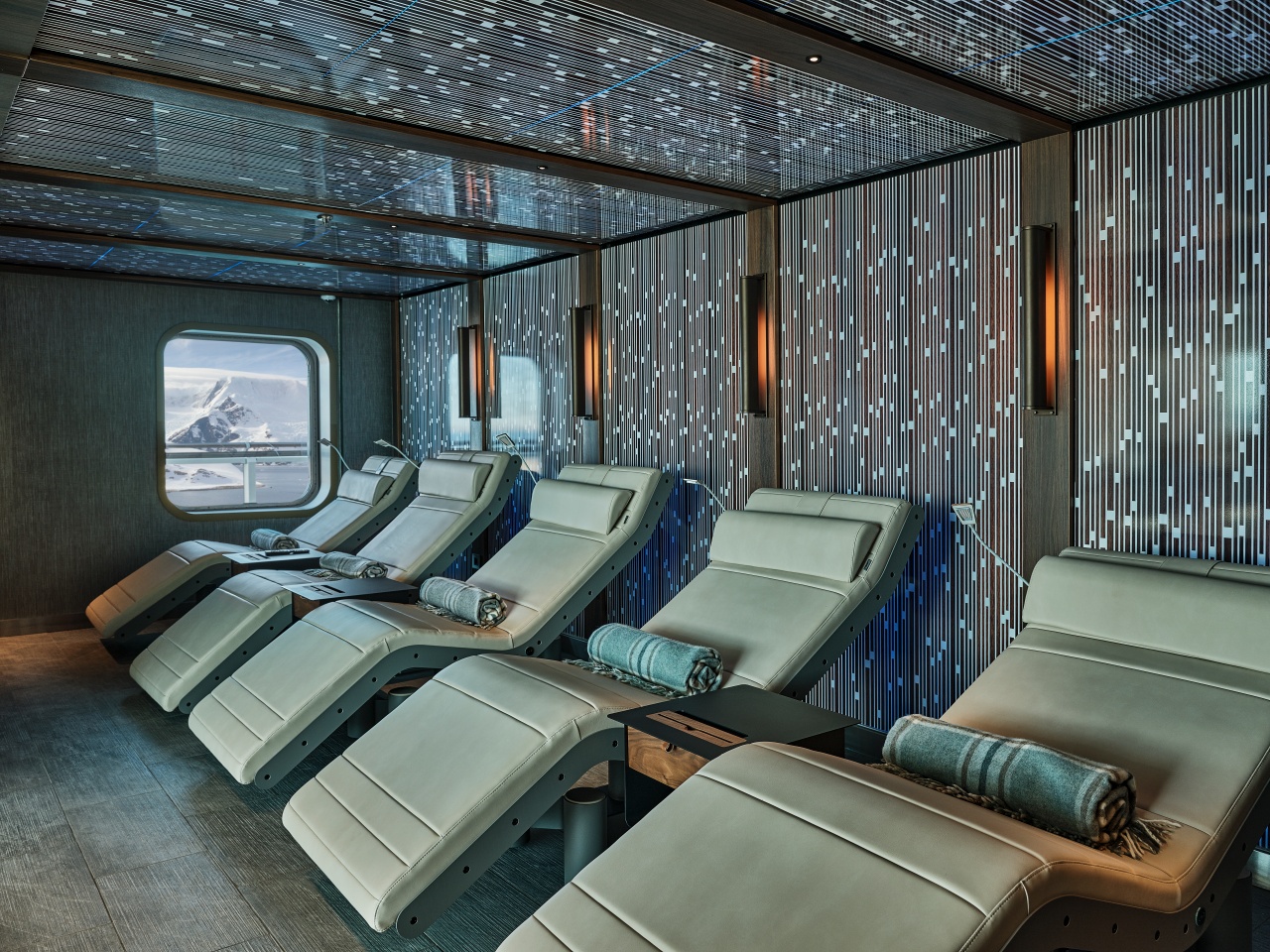 Relaxation Area onboard Silver Endeavour, Arctic Vessel