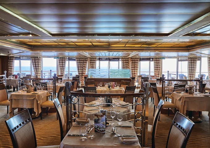 Restaurant onboard Silver Wind, Arctic vessel