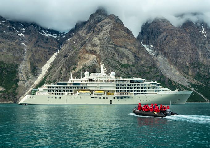Silver Endeavour in the Arctic