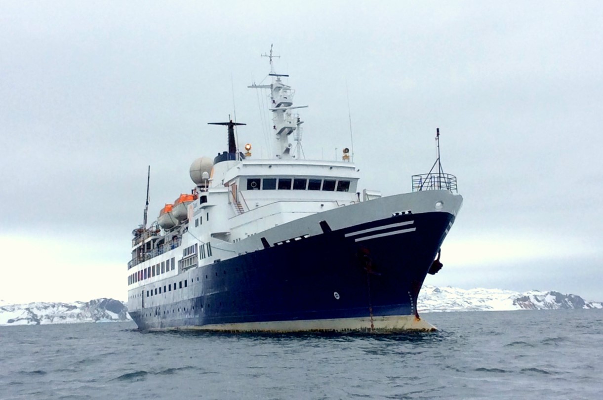 Ocean Adventurer, Arctic vessel