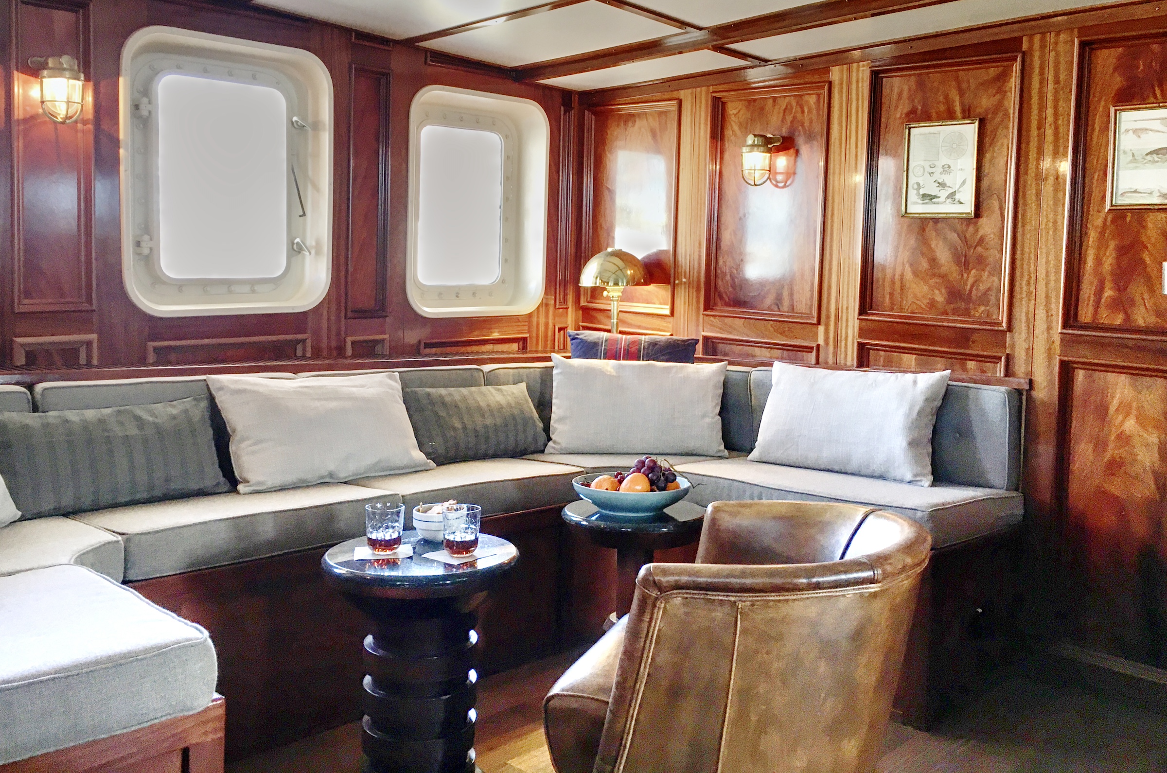 Arctic ship Balto's lounge