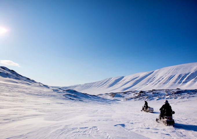 Land-based Arctic travel